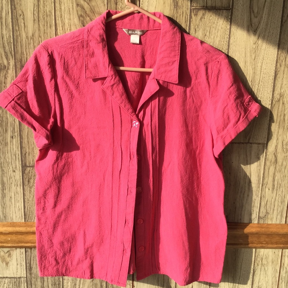 Ladies buttoned down shirt